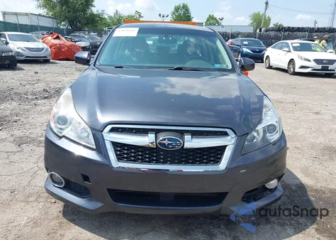 2013 Subaru Legacy 2.5I Limited z USA, uszkodzony, nr VIN 4S3BMCK69D3023202